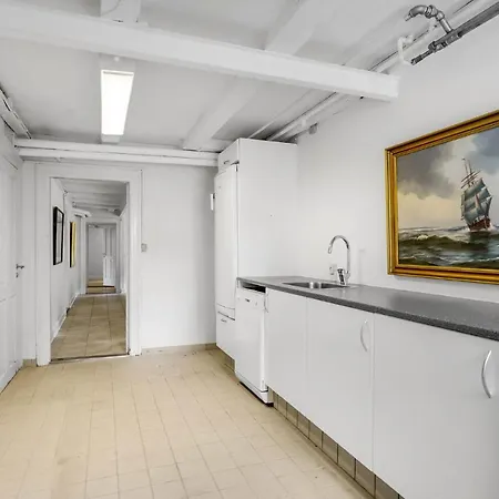Holiday home 8 Bedroom Beautiful In Kvaerndrup