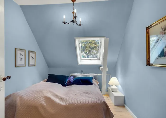8 Bedroom Beautiful In Дом отдыха